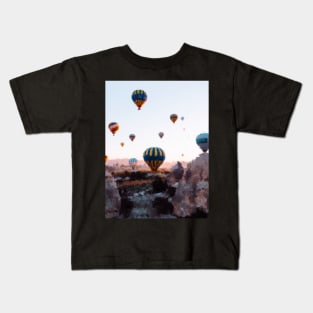 Cappadocia air balloons in the sky oil painting Kids T-Shirt